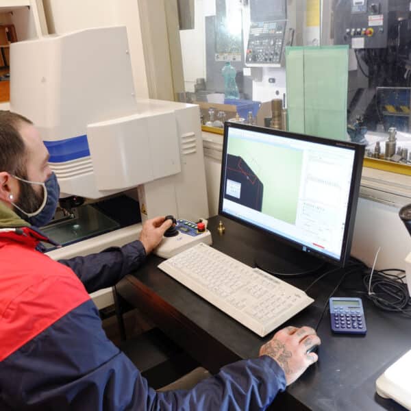 sistema di controllo pezzi a laser